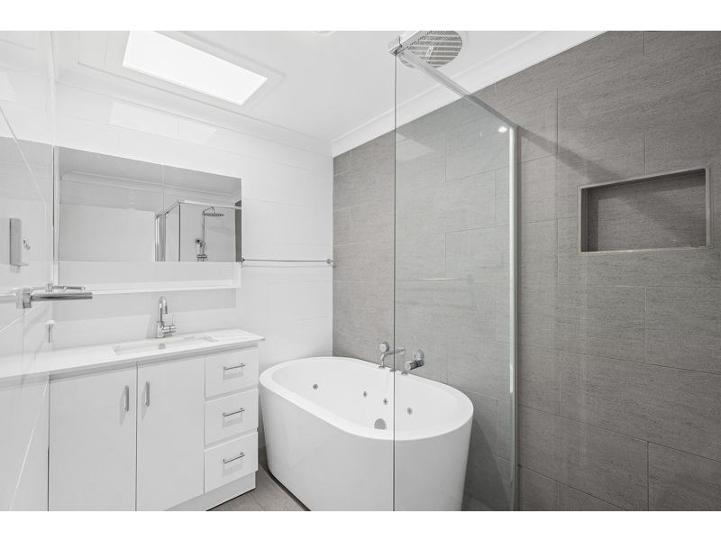 1/2 Nilpena Cl, Toormina NSW 2452