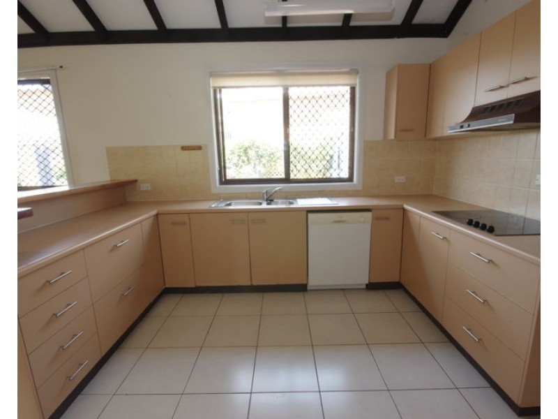 2 Alkina St, Sapphire Beach NSW 2450