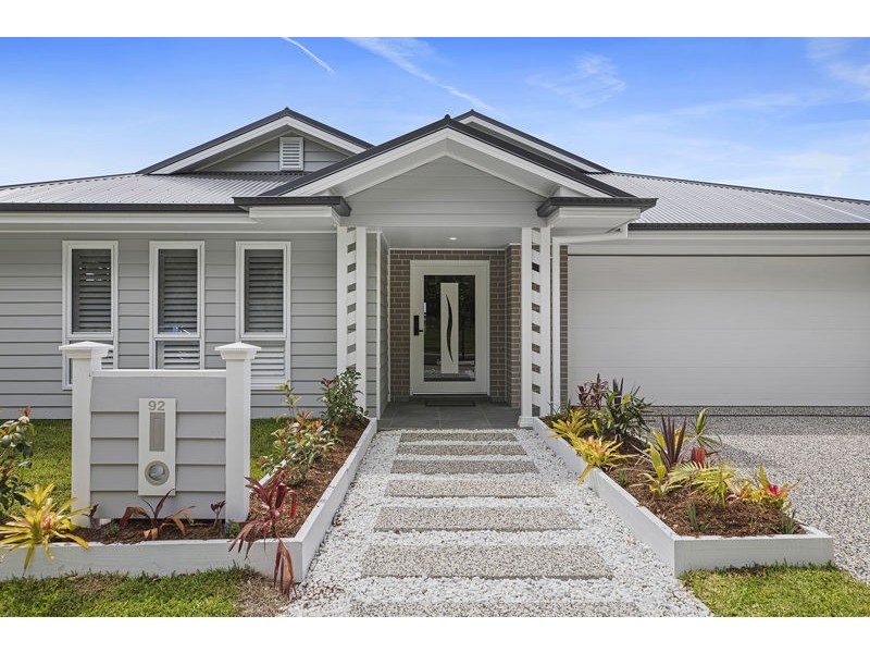 92 North Solitary Dr, Sapphire Beach NSW 2450