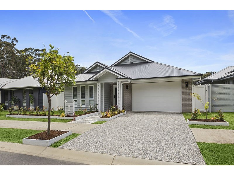 92 North Solitary Dr, Sapphire Beach NSW 2450