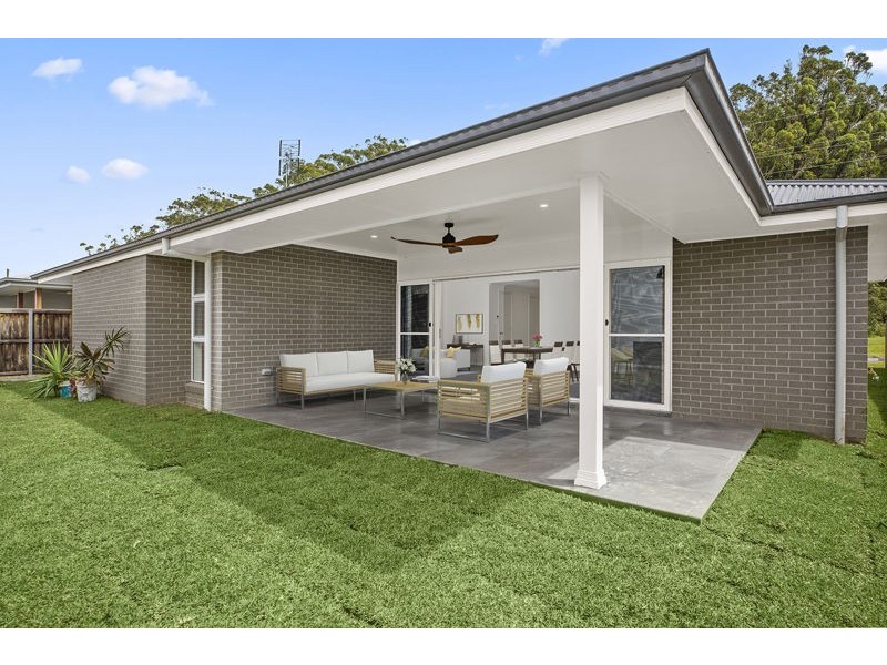 92 North Solitary Dr, Sapphire Beach NSW 2450