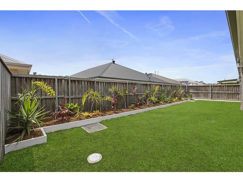 92 North Solitary Dr, Sapphire Beach NSW 2450