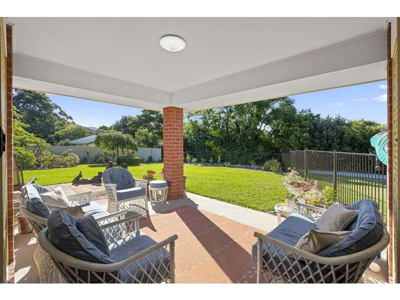 16 Sea Breeze Pl, Boambee East NSW 2452