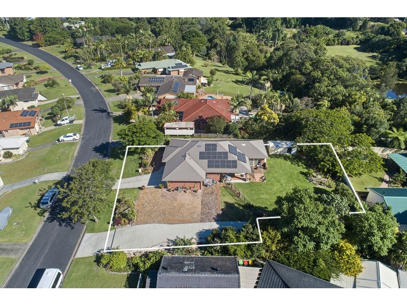16 Sea Breeze Pl, Boambee East NSW 2452