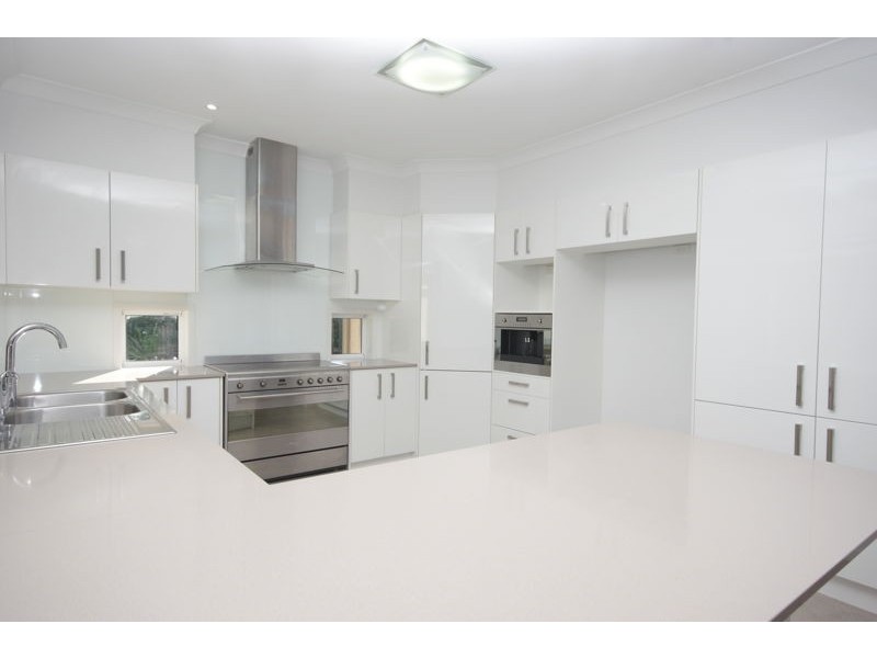 8 Trond Close, Bonville NSW 2441