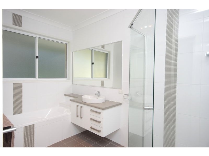 8 Trond Close, Bonville NSW 2441