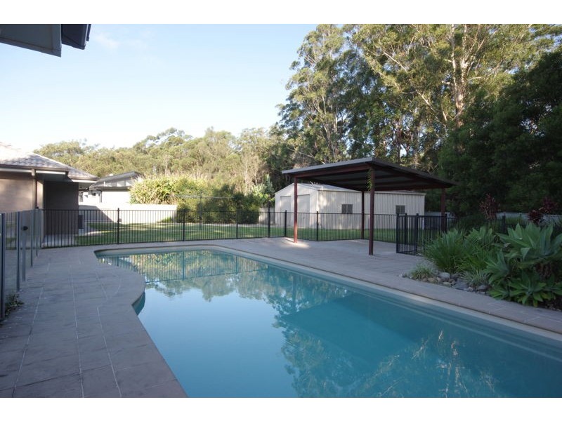 8 Trond Close, Bonville NSW 2441