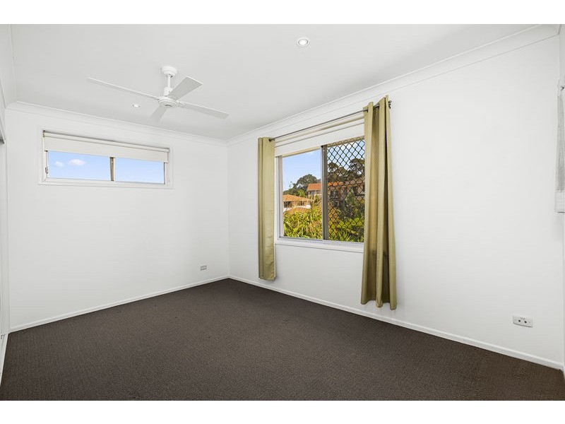 1 & 2/46 Coachmans Cl, Sapphire Beach NSW 2450