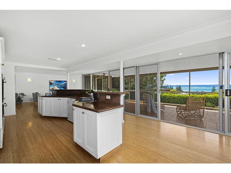 1 & 2/46 Coachmans Cl, Sapphire Beach NSW 2450