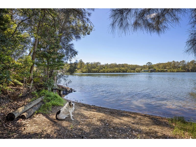 1 Dolphin Ct, Urunga NSW 2455