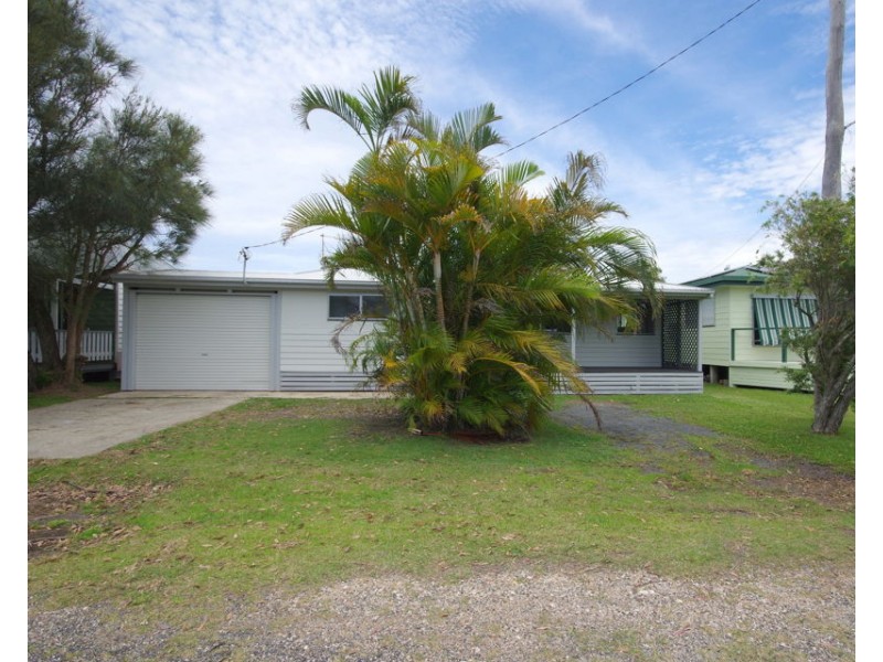 16 Ford Street, Red Rock NSW 2456