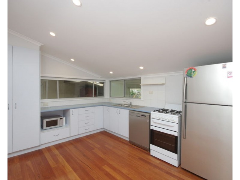 16 Ford Street, Red Rock NSW 2456