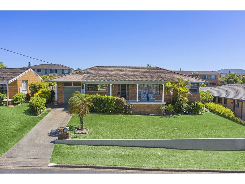 9 Canomie St, Sapphire Beach NSW 2450