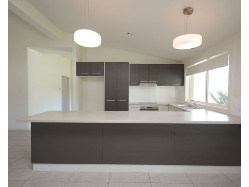 36 Mariner Drive, Safety Beach NSW 2456