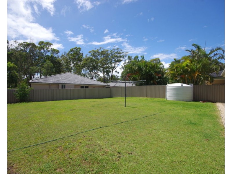 36 Mariner Drive, Safety Beach NSW 2456