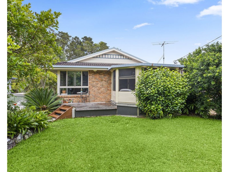 90 Diamond Head Dr, Sandy Beach NSW 2456