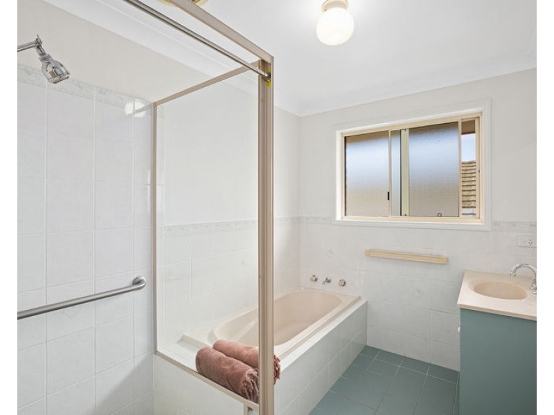 2 Notaras Close, Boambee East NSW 2452