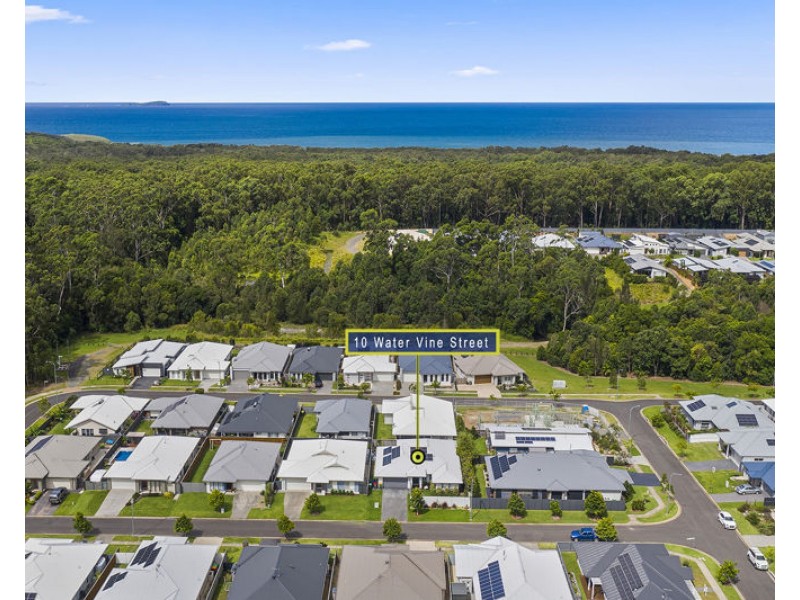 10 Water Vine St, Sapphire Beach NSW 2450