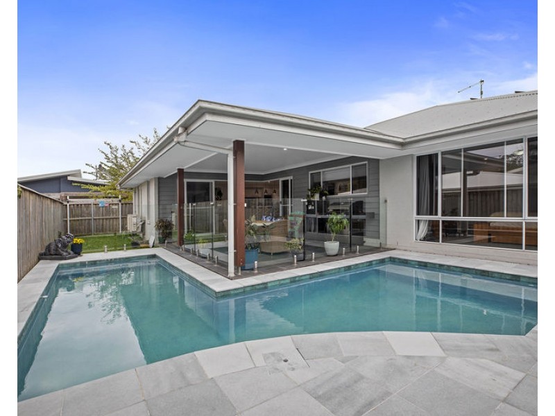 10 Water Vine St, Sapphire Beach NSW 2450