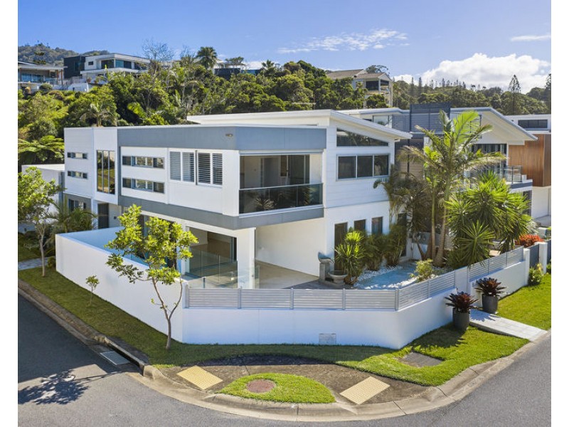 9 Oceanfront Drive, Sapphire Beach NSW 2450