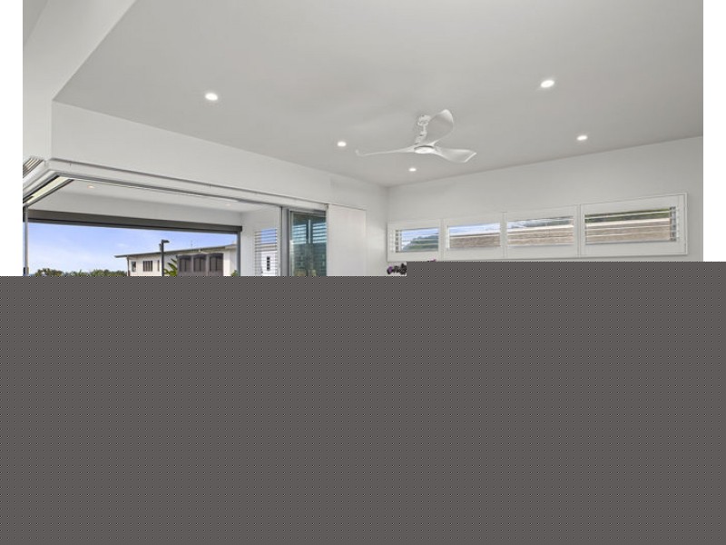 9 Oceanfront Drive, Sapphire Beach NSW 2450