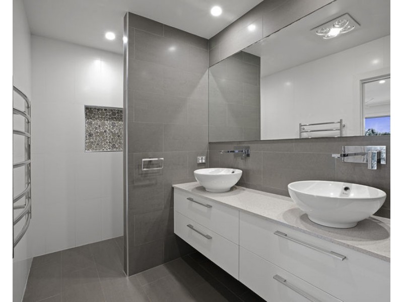 9 Oceanfront Drive, Sapphire Beach NSW 2450