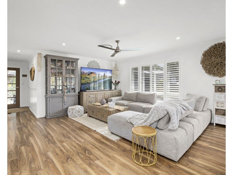 3 Pearl Place, Sandy Beach NSW 2456