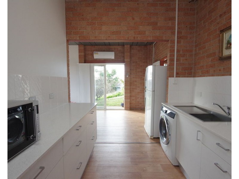 8a Backhouse Street, Woolgoolga NSW 2456