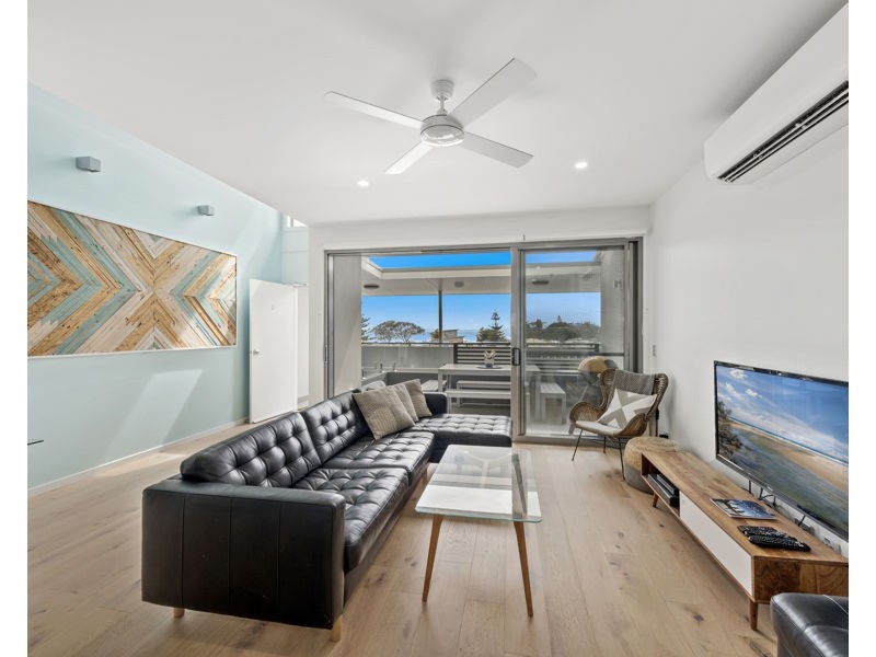 2/51 Beach Street, Woolgoolga NSW 2456