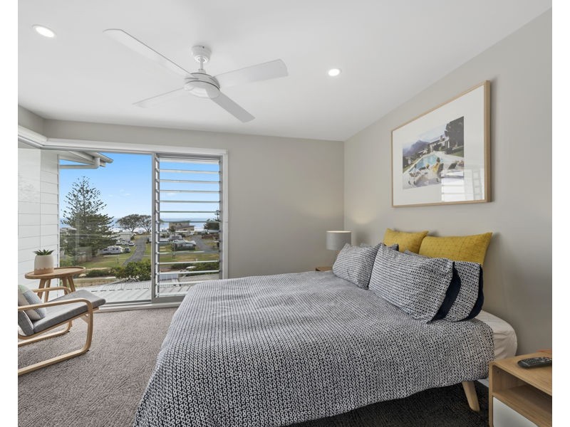 2/51 Beach Street, Woolgoolga NSW 2456
