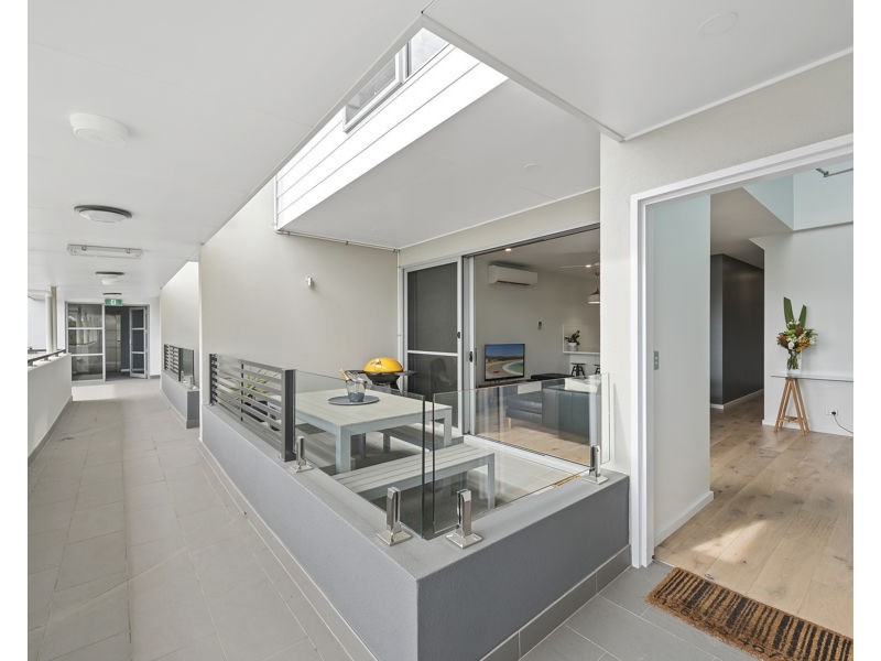 2/51 Beach Street, Woolgoolga NSW 2456