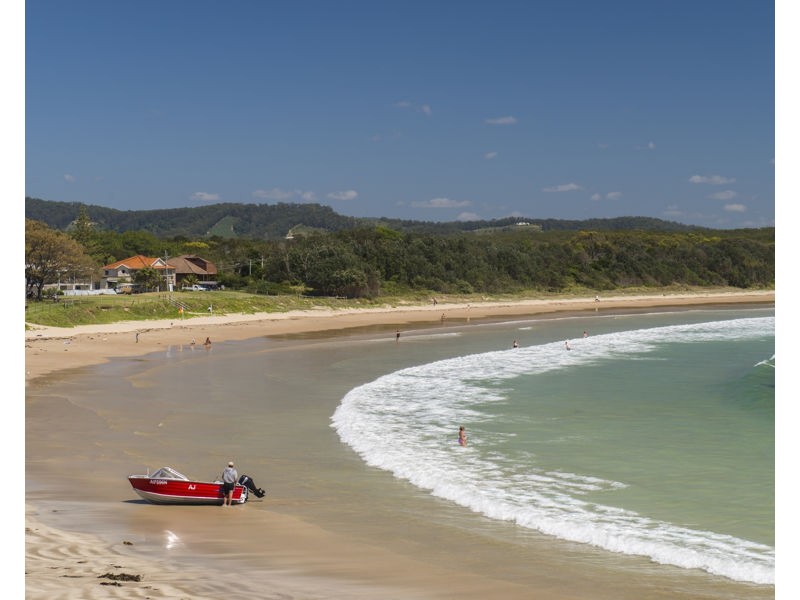2/51 Beach Street, Woolgoolga NSW 2456