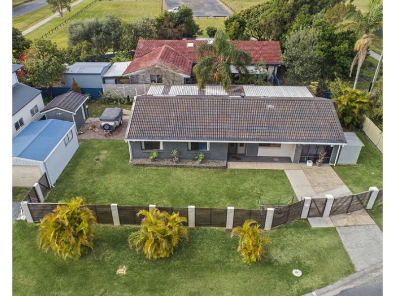 65 Sixteenth Ave, Sawtell NSW 2452
