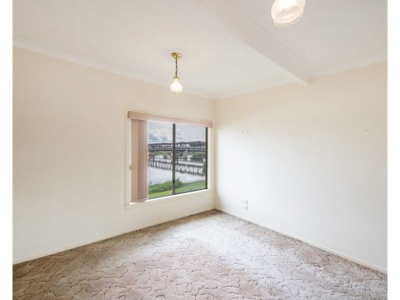 7 Riverside Drive, South Grafton NSW 2460