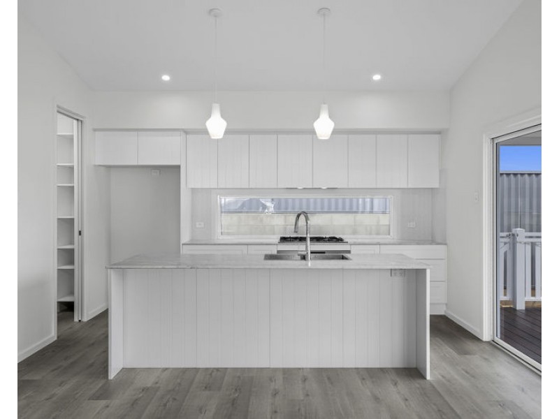 1 Shelly Cl, Woolgoolga NSW 2456