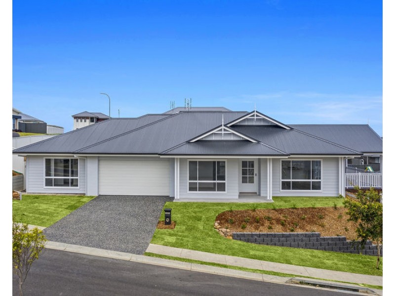 1 Shelly Cl, Woolgoolga NSW 2456