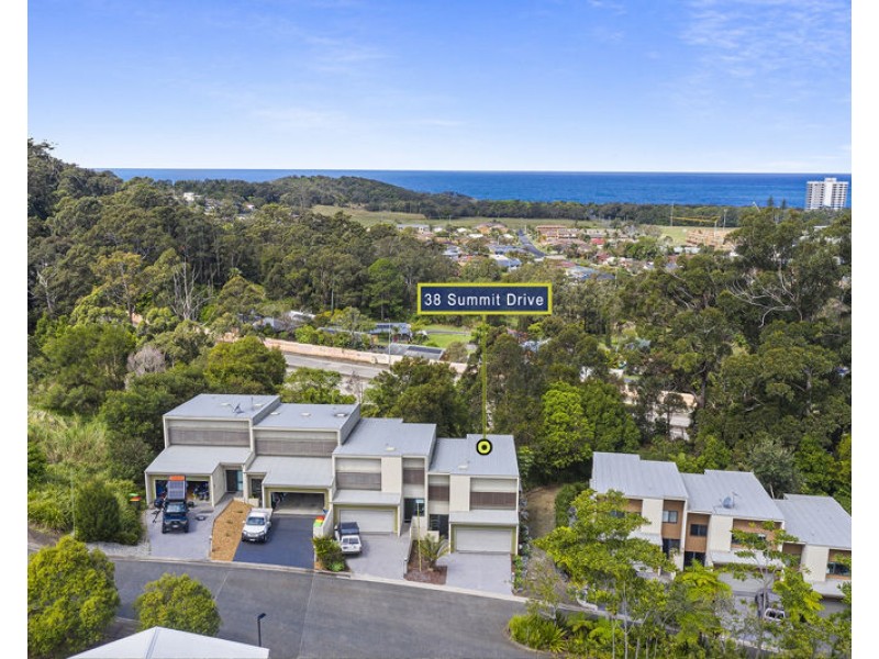 38 Summit Dr, Coffs Harbour NSW 2450