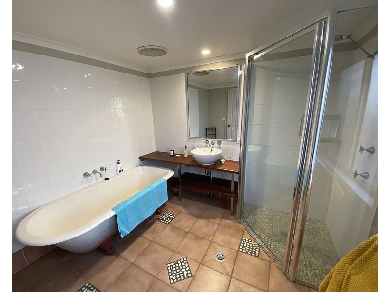 24 Dawn Drive, Moonee Beach NSW 2450