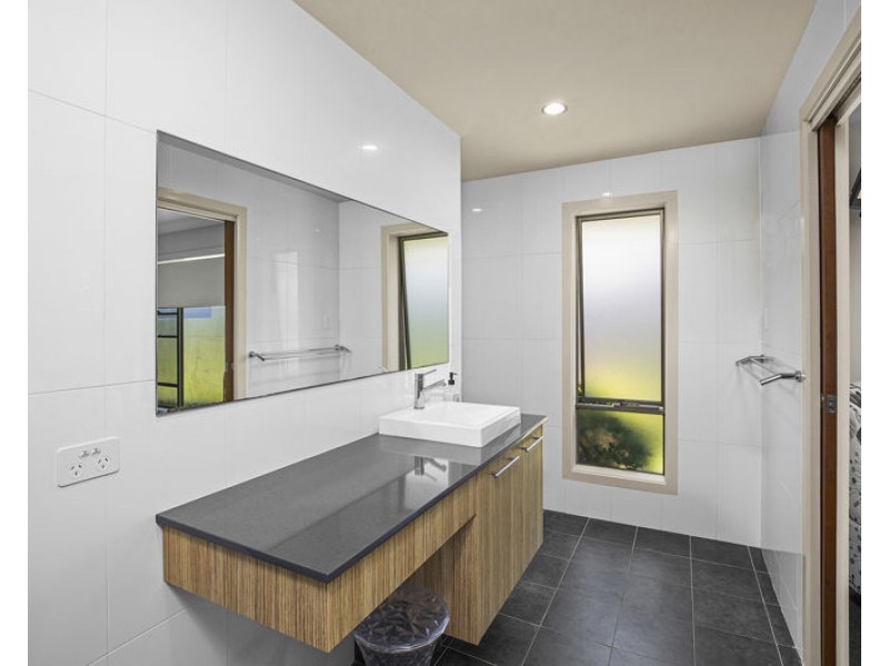 13 White Bluff Rd, Sapphire Beach NSW 2450