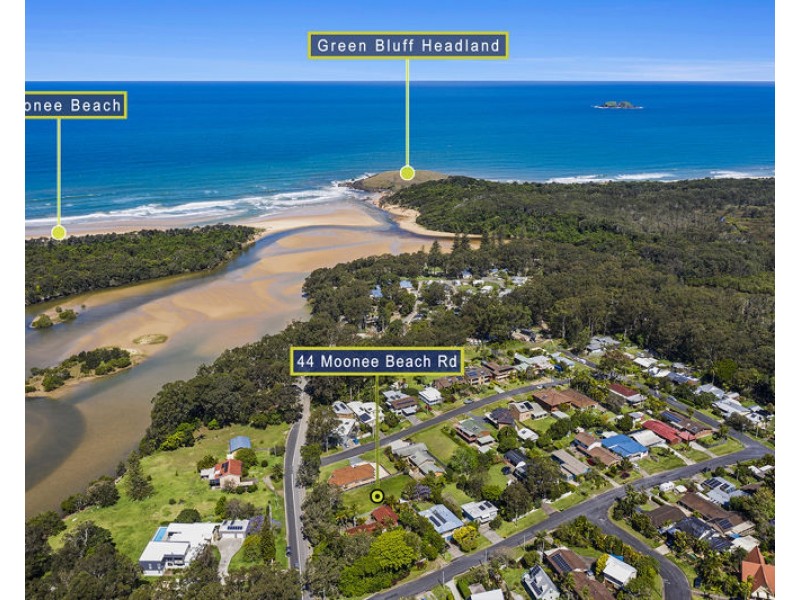 44 Moonee Beach Rd, Moonee Beach NSW 2450