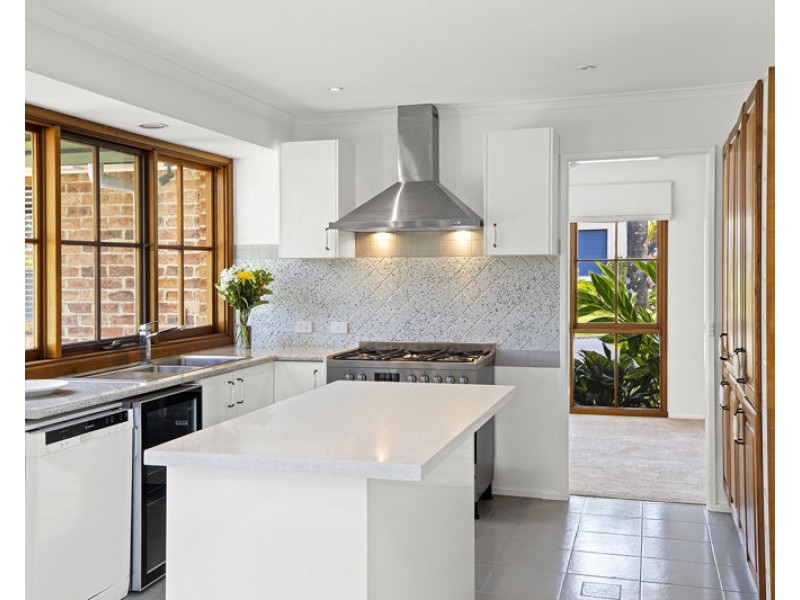 2 Coombar Cl, Coffs Harbour NSW 2450