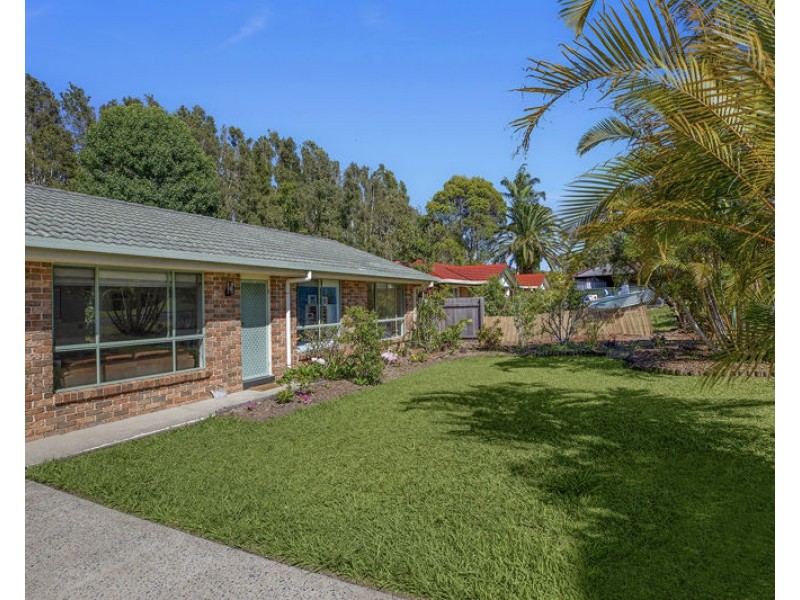 6 Soren Larsen Cres, Boambee East NSW 2452