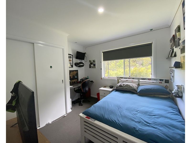 10 Bare Bluff Road, Sapphire Beach NSW 2450