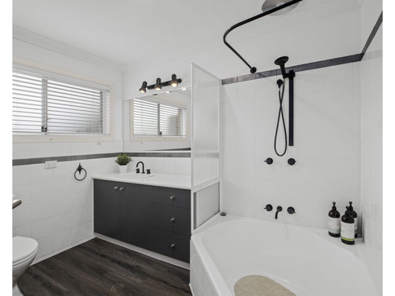 1 Romney Cl, Coffs Harbour NSW 2450