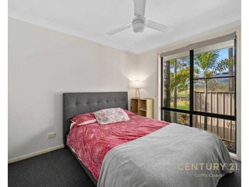 31 Crabbe Street, Woolgoolga NSW 2456