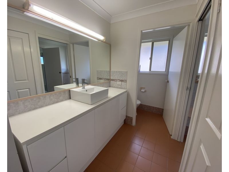 18 Barnes Street, Woolgoolga NSW 2456