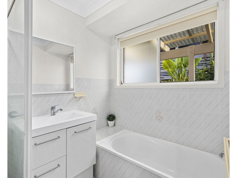 30 Bolwarra Rd, Coffs Harbour NSW 2450