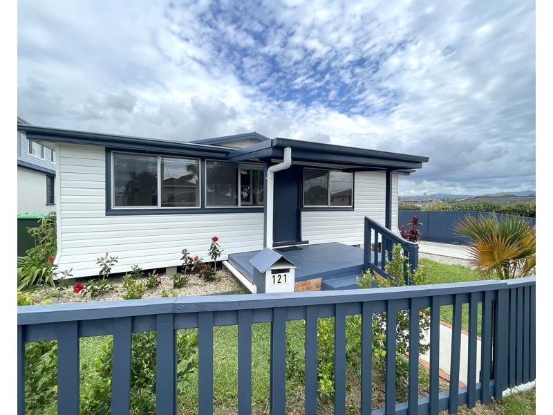 121 First Ave, Sawtell NSW 2452