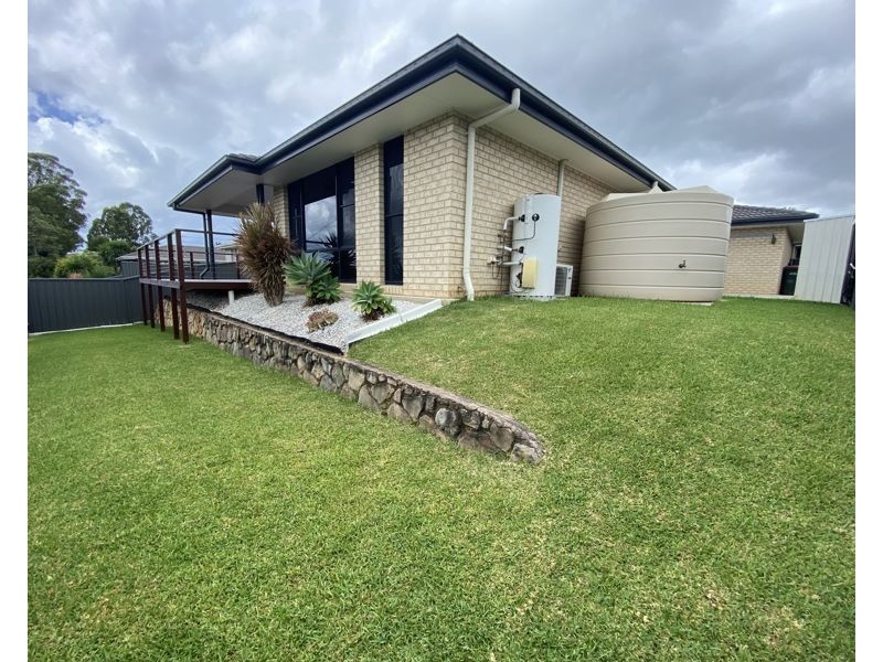 81 Mimiwali Drive, Bonville NSW 2441