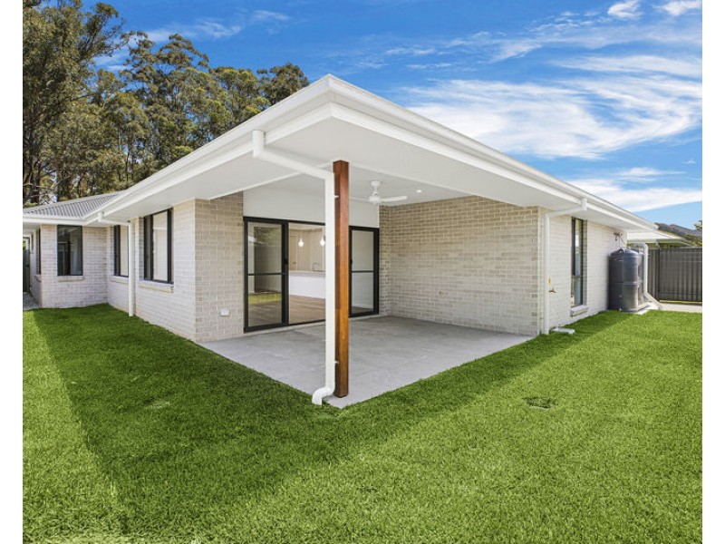 8 Bushlark Close, Boambee East NSW 2452